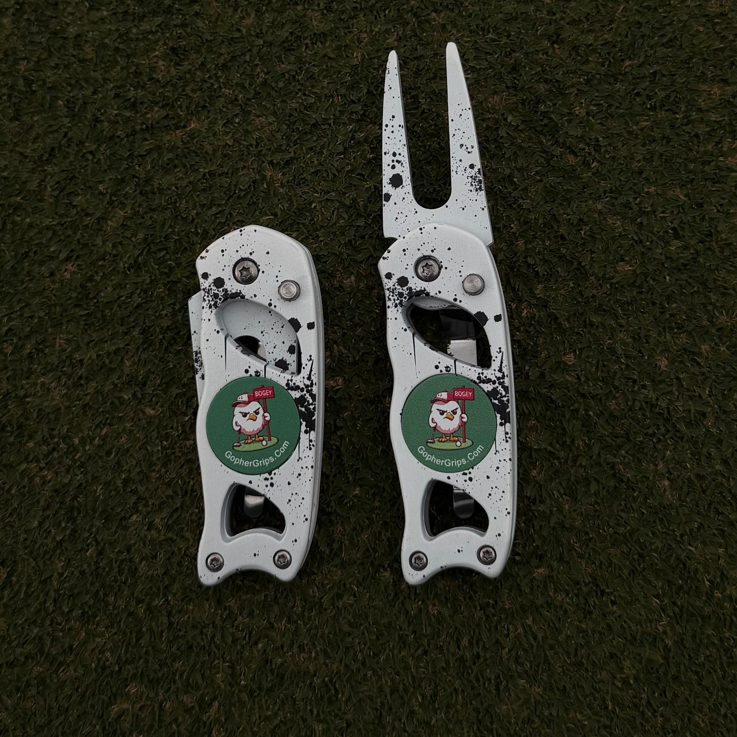 Divot Tool (Switchblade Action) – Gopher Grips